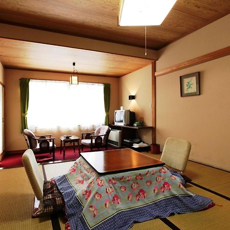 Kose Onsen Hotel Каруидзава Стая снимка